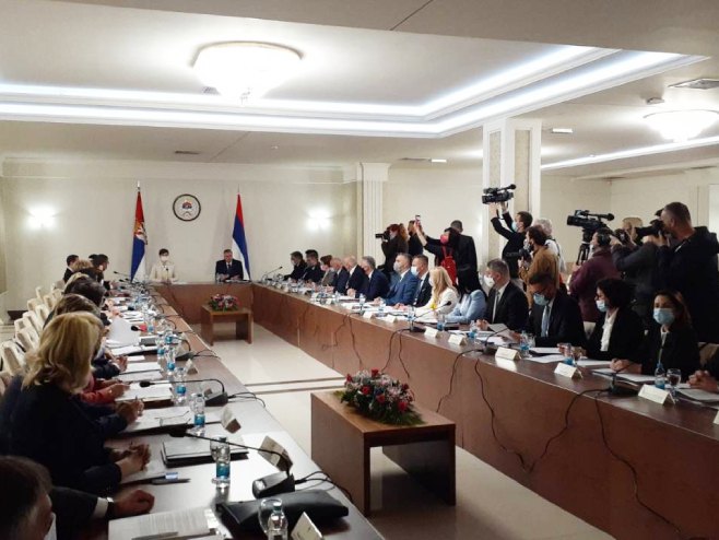 Заједничка сједница влада Српске и Србије Заједничка сједница влада Српске и Србије - Фото: РТРС