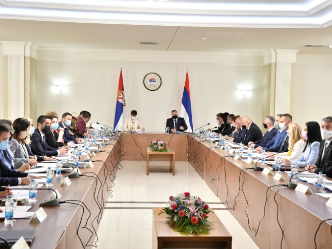11. заједничка сједница влада Републике Српске и Србије (фото: twitter.com/Vlada_Srpske) 11. заједничка сједница влада Републике Српске и Србије (фото: twitter.com/Vlada_Srpske) -
