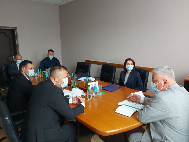Руководство општине Рудо са Сузаном Гашић и Недељком Ћорићем Руководство општине Рудо са Сузаном Гашић и Недељком Ћорићем - Фото: СРНА