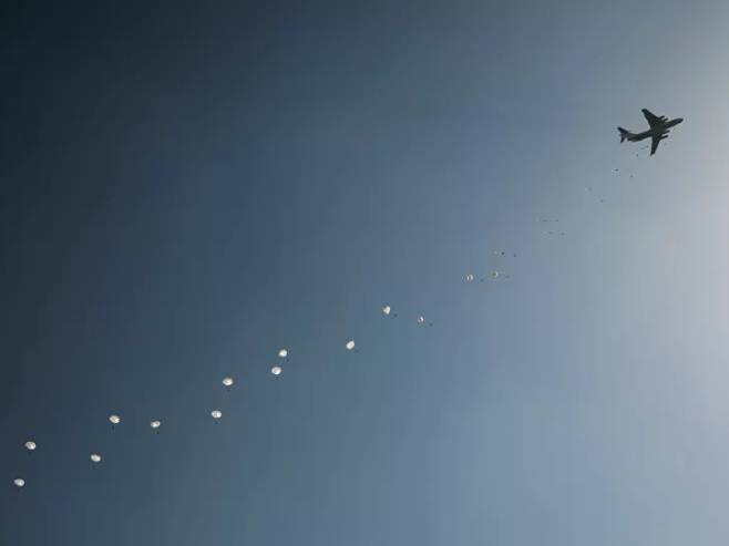 Војни авион (Фото: Sputnik/Mikhail Mokrushin) - 
