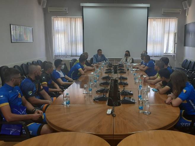 Чланови бивиклистицког савеза БИХ Чланови бивиклистицког савеза БИХ - Фото: РТРС