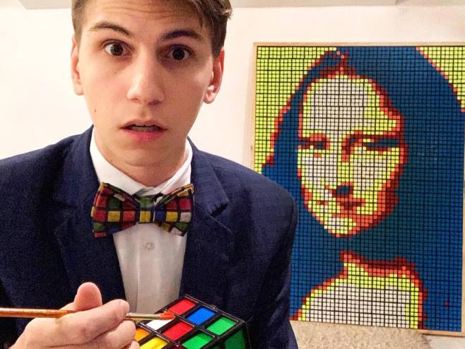 Склапање Рубикове коцке претворио у праву умјетност (Фото: instagram.com) - 