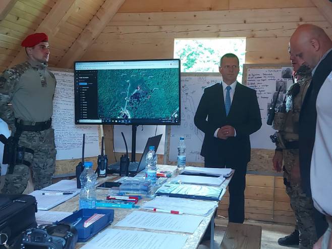 Дервента - МУП - тактичка вјежба рјешавања талачке кризе Дервента - МУП - тактичка вјежба рјешавања талачке кризе - Фото: СРНА