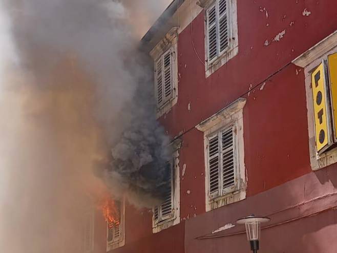 Пожар у Задру (фото: Zadarski.hr) - 
