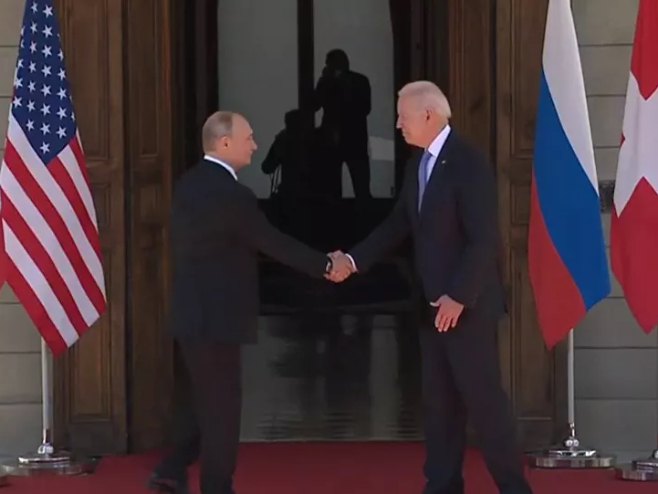 Путин и Бајден (фото: Youtube / Ruptly) - 