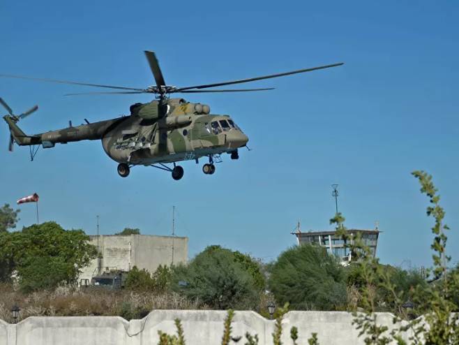 Срушио се хеликоптер Ми-8 у близини Санкт Петербурга (Фото:Sputnik / Дмитрий Виноградов) - 