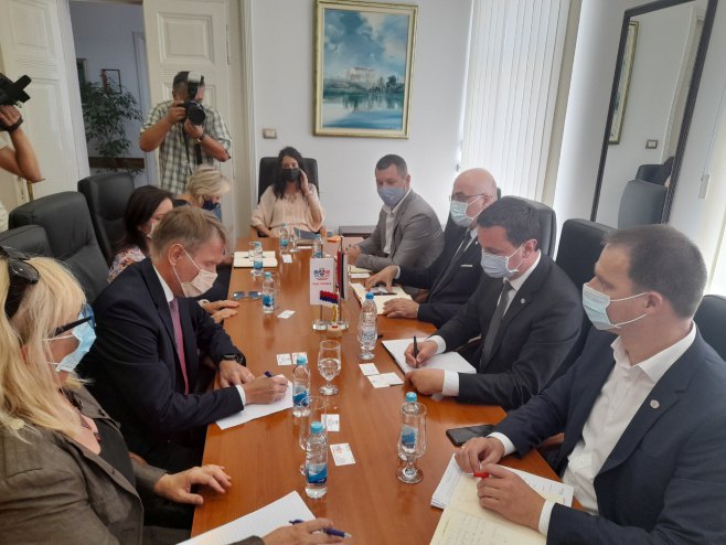Мирко Ћурић и Олег Рајнертсен у Требињу - Фото: СРНА