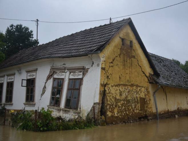 Поплаве у Славонији (фото: TV Našice) 