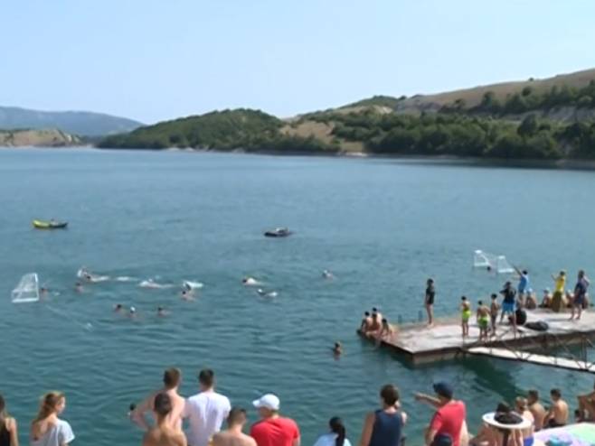 Vaterpolo u Gacku - Foto: RTRS Vaterpolo u Gacku - Foto: RTRS