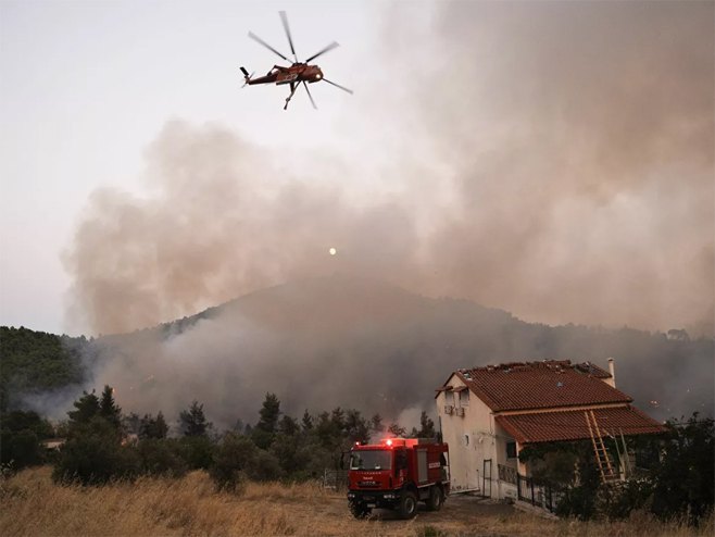 Пожар у Грчкој (фото:Nick Paleologos / SOOC) - 