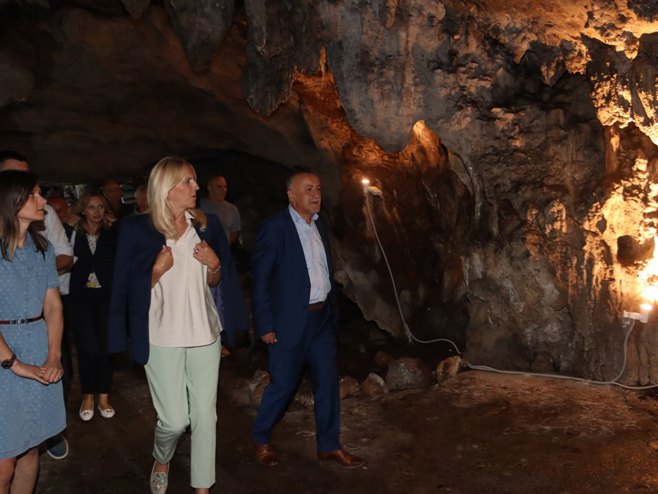 Цвијановић посјета Ваганској пећини у Шипову - Фото: РТРС