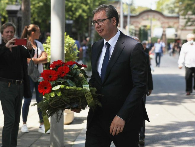 Aleksandar Vučić na sahrani Lazanskom (foto: Tanjug/Stefan Stojanović) 