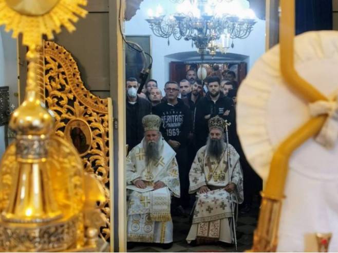 Устоличење митрополита Јоаникија (Фото: D. Milovanović) Устоличење митрополита Јоаникија (Фото: D. Milovanović) -