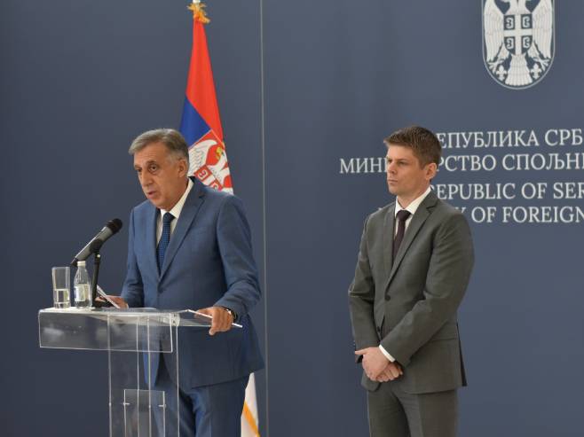 Млађен Цицовић и Арно Гујон Млађен Цицовић и Арно Гујон - Фото: Тwitter