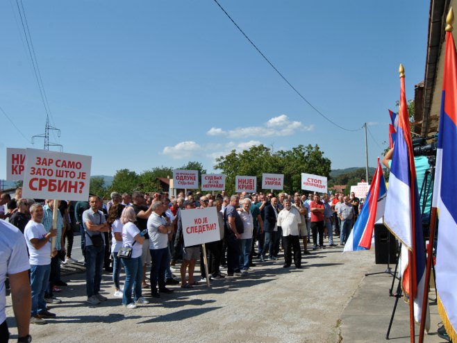 Протестни скуп у Зворнику - Фото: СРНА