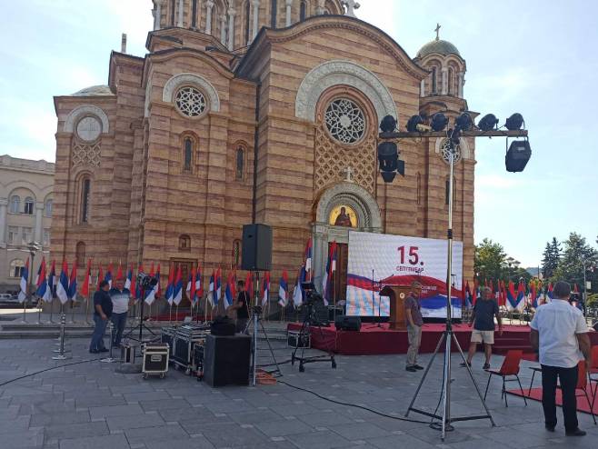 Припреме за свечану академију уочи Дана српског јединства 