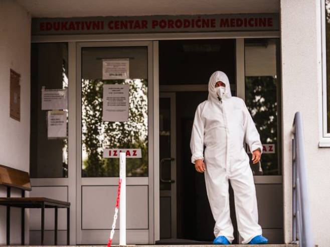 АРИ амбуланта на Поликлиници АРИ амбуланта на Поликлиници -