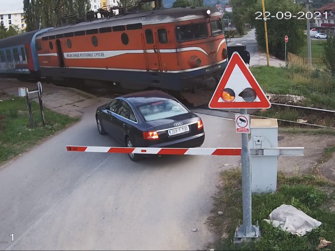 Инцидент у Бањалуци (фото: facebook.com / Жељезнице Републике Српске) Инцидент у Бањалуци (фото: facebook.com / Жељезнице Републике Српске) -