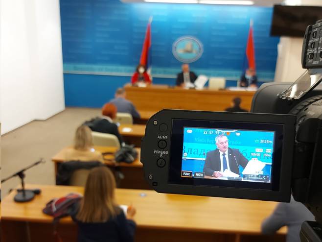 Конференција за новинаре поводом узорковања чистоће кисеоника Конференција за новинаре поводом узорковања чистоће кисеоника - Фото: Тwitter