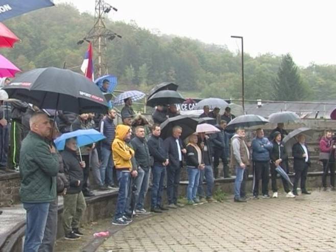 Протест у Кравицама - Фото: РТРС