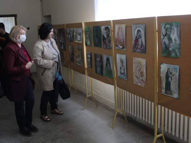 Вишеград: Изложба слика "Андрићева лица" Вишеград: Изложба слика "Андрићева лица" - Фото: СРНА