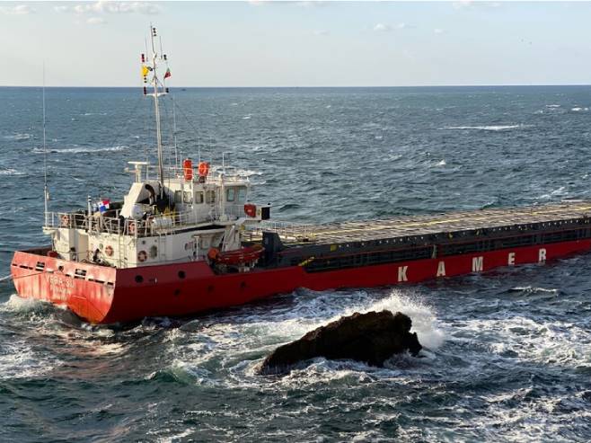 Брод "Вера Су" потонуо са 3.000 тона вјештачког ђубрива (Фото: World Today News) - 