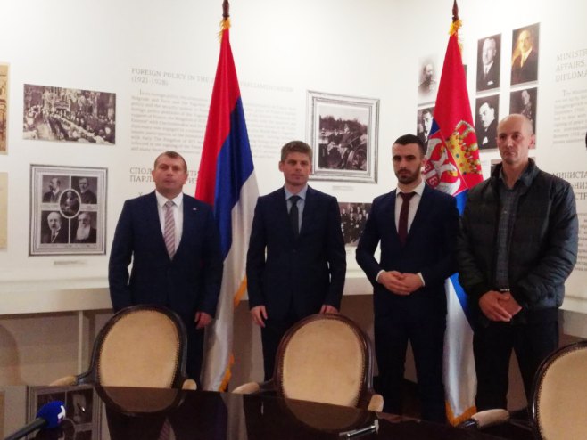 Потпсивање уговора у Београду Потпсивање уговора у Београду - Фото: РТРС