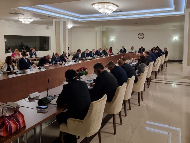 Састанак званичника Републике Српске са амбасадорима европских земаља Састанак званичника Републике Српске са амбасадорима европских земаља - Фото: РТРС