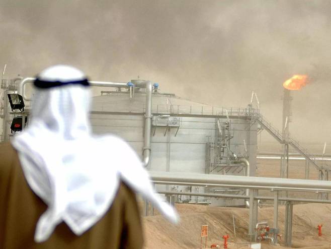 Пожар у рафинерији у Кувајту (Фото:  YASSER AL-ZAYYAT) - Фото: AFP