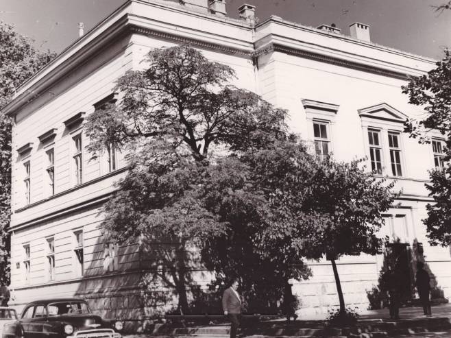 Гимназија у Требињу Гимназија у Требињу - Фото: РТРС
