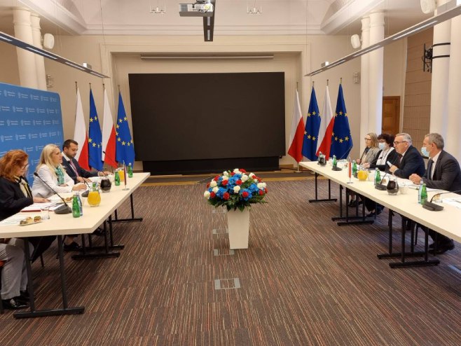Састанак са државним секретаром у Министарству породице и социјалне политике Станиславом Шведом Састанак са државним секретаром у Министарству породице и социјалне политике Станиславом Шведом - Фото: РТРС
