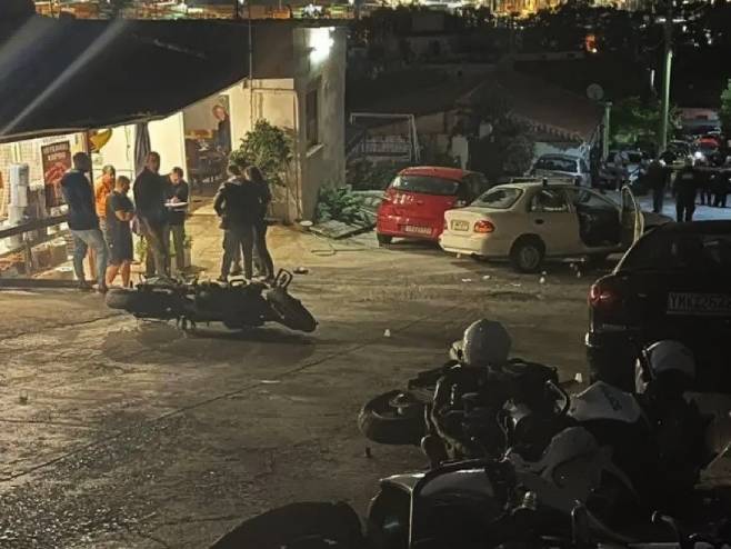 Потјера аутомобилом у Грчкој се завршила кобно (Фото: pontosnews.gr) Потјера аутомобилом у Грчкој се завршила кобно (Фото: pontosnews.gr) -