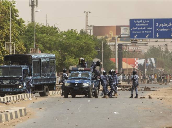 Војни пуч у Судану (Фото: Mahmoud Hjaj - Anadolu Agency) - 