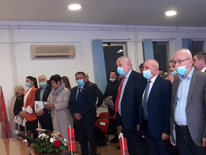 Изборна конференција ОО СП Козарска Дубица Изборна конференција ОО СП Козарска Дубица - Фото: РТРС