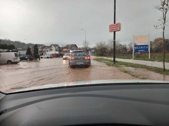 Poplave - Istočna Ilidža (foto: RTRS)