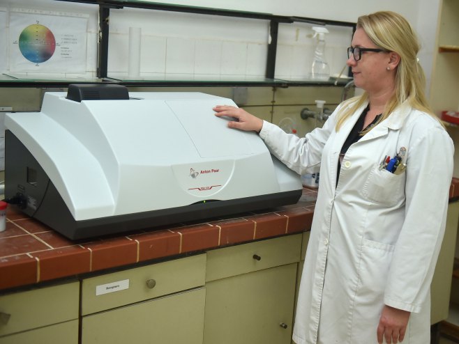 Ласерски анализатор - Фото: СРНА