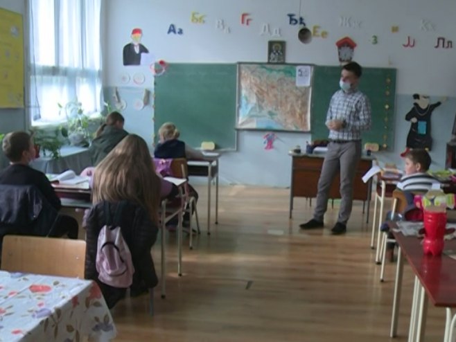 Ученици из семберског села Бањица Ученици из семберског села Бањица - Фото: РТРС