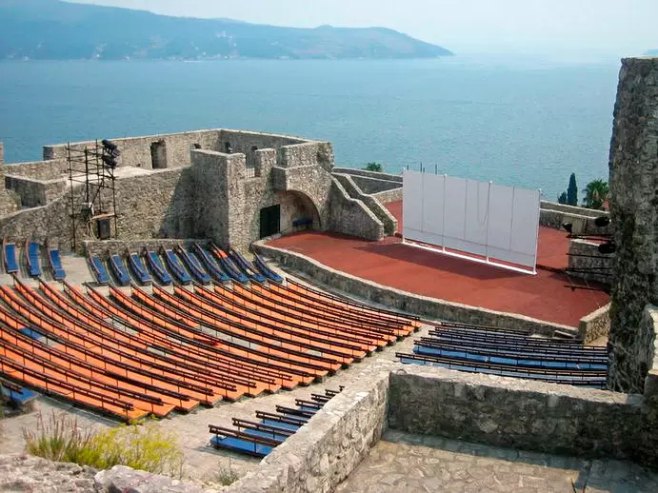 Канли кула у Херцег Новом (Фото: waytomonte.com) Канли кула у Херцег Новом (Фото: waytomonte.com) -