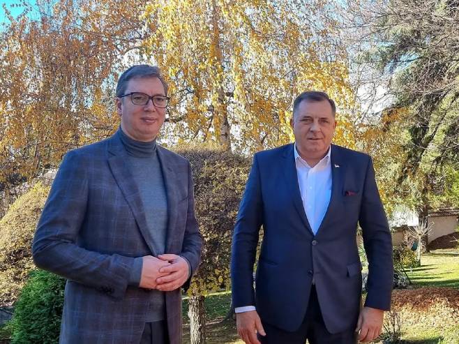 Александар Вучић и Милорад Додик (Фото: instagram.com/buducnostsrbijeav) Александар Вучић и Милорад Додик (Фото: instagram.com/buducnostsrbijeav) -