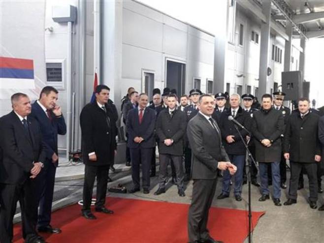 Александар Вулин на отварању новоизграђеог моста "Братољуб" Александар Вулин на отварању новоизграђеог моста "Братољуб" - Фото: СРНА