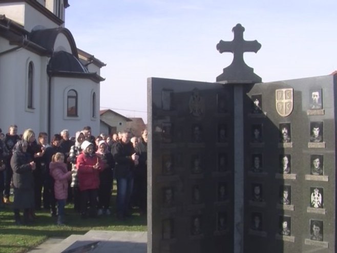Гостовић - парастос Србима Гостовић - парастос Србима - Фото: РТРС