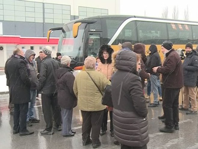 Чланови породица погинулих и заробљених бораца и несталих цивила Чланови породица погинулих и заробљених бораца и несталих цивила - Фото: РТРС