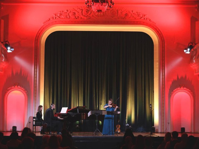 Концерт Љубице Црнобрња и Милана Савића (фото: Бански двор Баљалука) - 