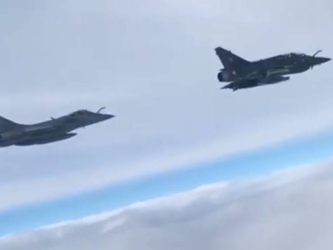 Руски ловци отјерали три француска војна авиона - Фото: Тwitter