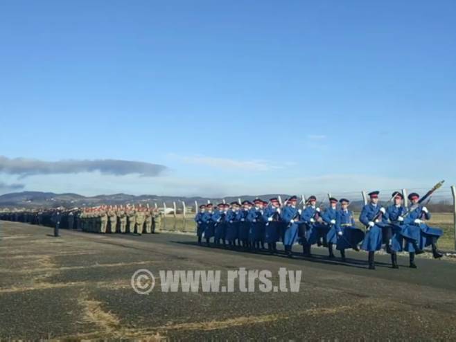 Припреме за свечани дефиле за Дан Републике Припреме за свечани дефиле за Дан Републике - Фото: РТРС