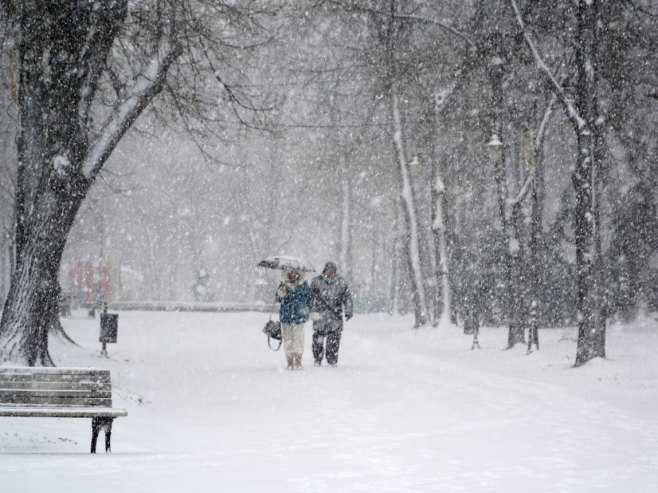 Зима (Фото: TANJUG/ DRAGAN KUJUNDZIC) - 
