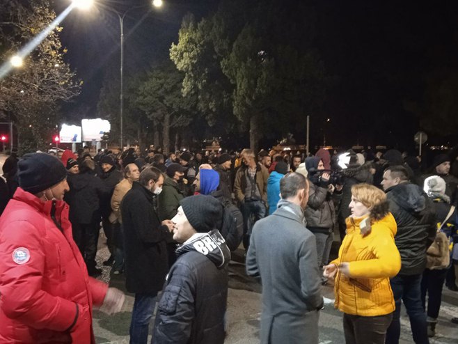 Широм Црне Горе протести