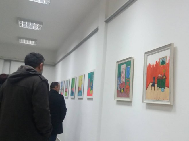 Билећа: Отворена изложба "Три собе" Билећа: Отворена изложба "Три собе" - Фото: СРНА