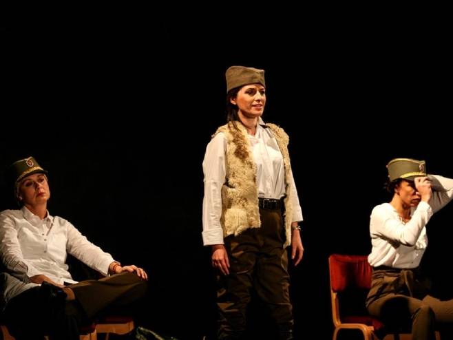 Представа "Женско срце у шињелу" поново пред публиком у Српској