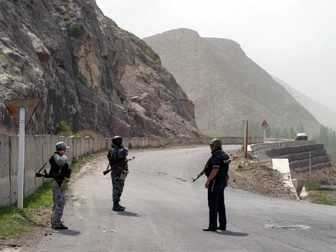 Граница Киргизије и Таџикистана (Фото: rs.sputniknews.com) - 